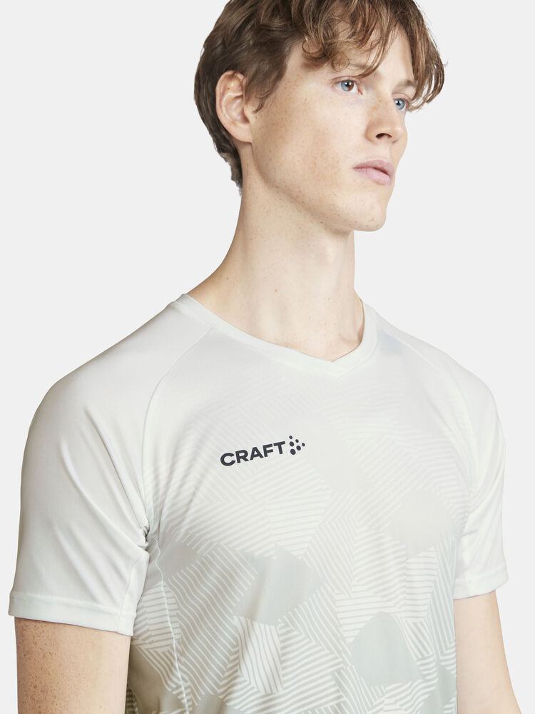 1912759-900000_Premier-Fade-Jersey-M_Closeup4