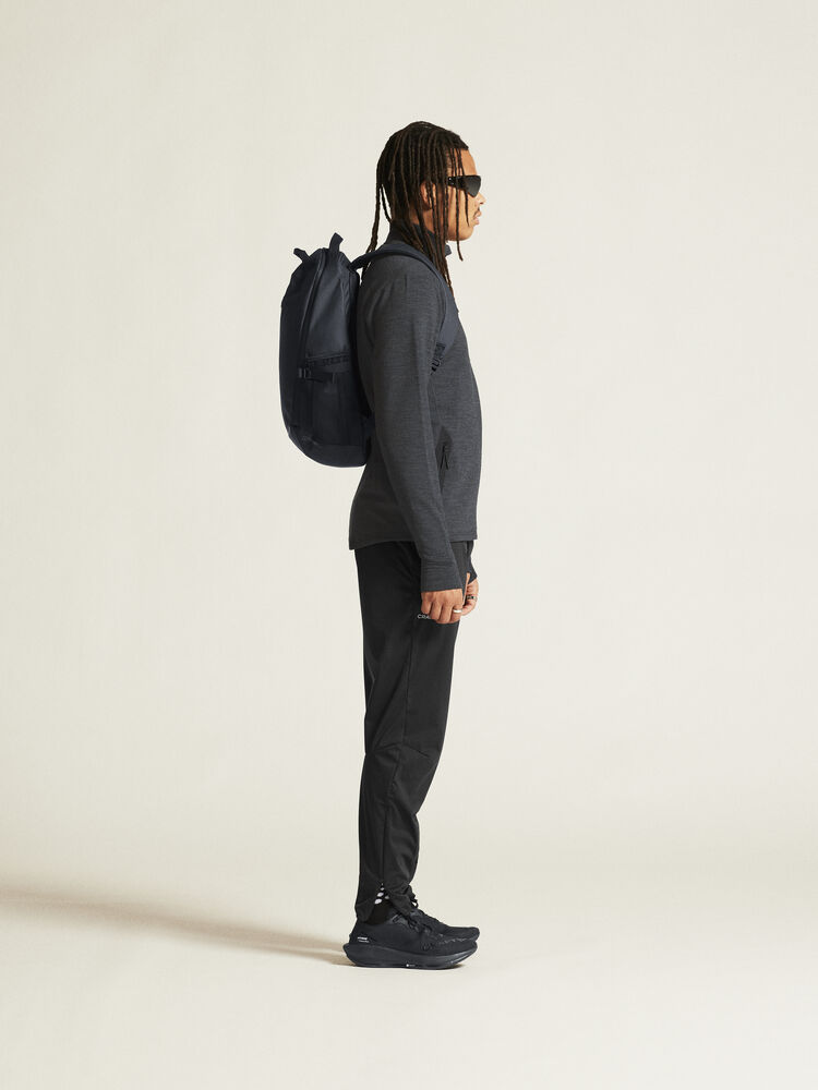 1913800-998000_Pro-Explore-Wool-Midlayer-M_closeup2