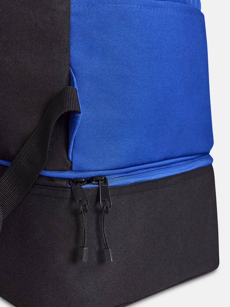 1914379-346000_Squad-2.0-Shoe-Backpack-26L_Closeup2