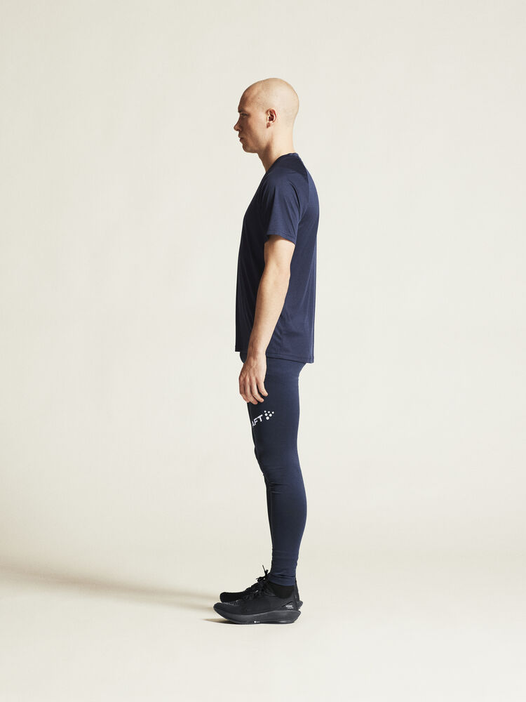 1914655-390000_Rush-2-SS-Tee-M_closeup3