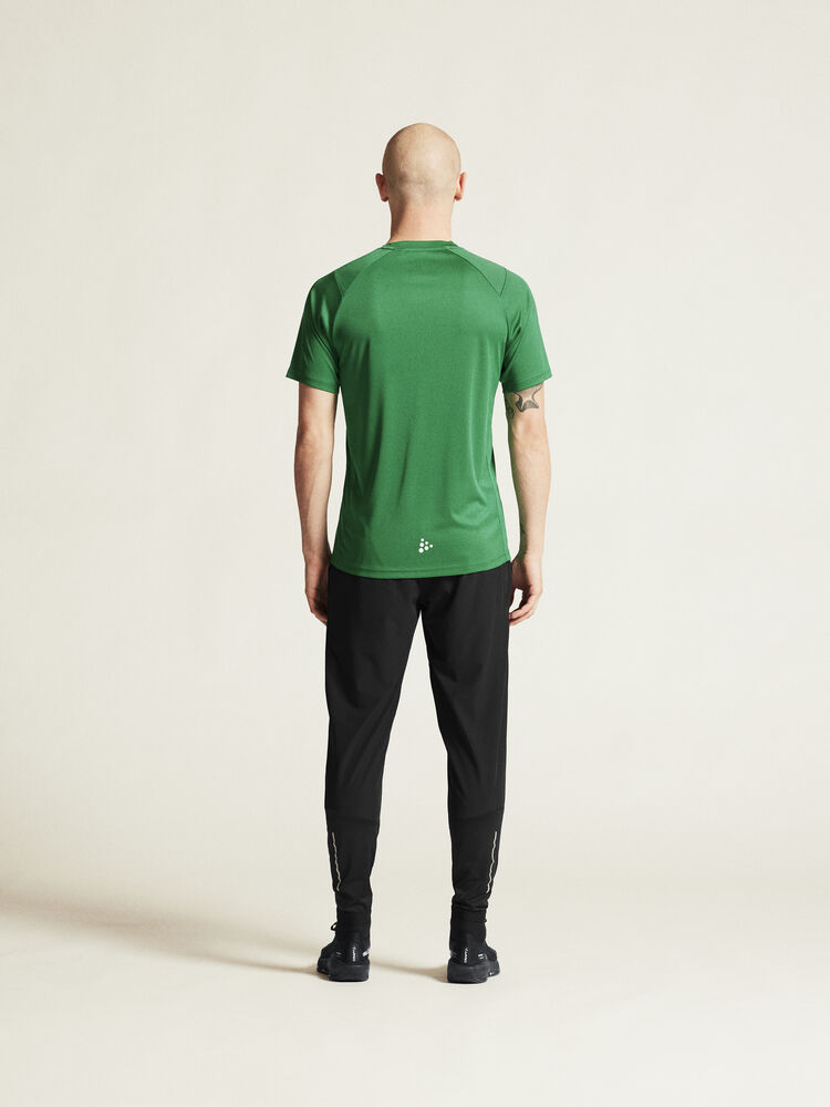 1914655-651000_Rush-2-SS-Tee-M_closeup4