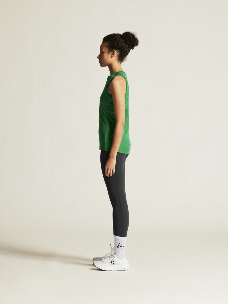 1914662-651000_Rush-2-Singlet-W_closeup4