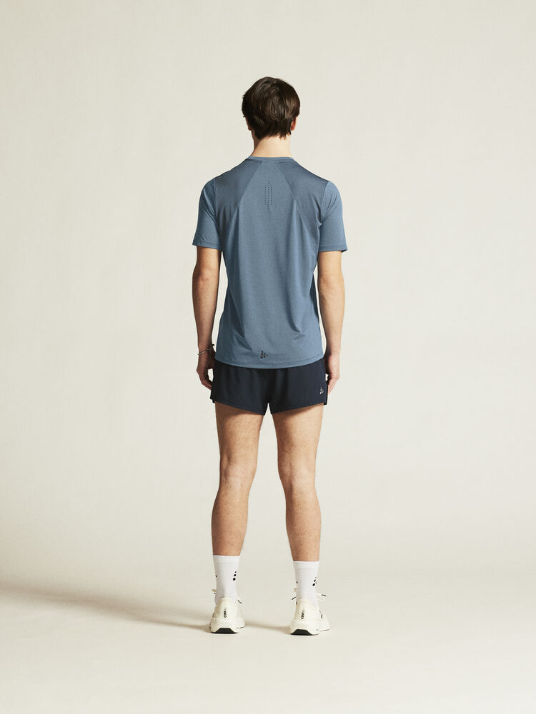 1914792-376000_ADV-Essence-SS-Tee-2-M_closeup3