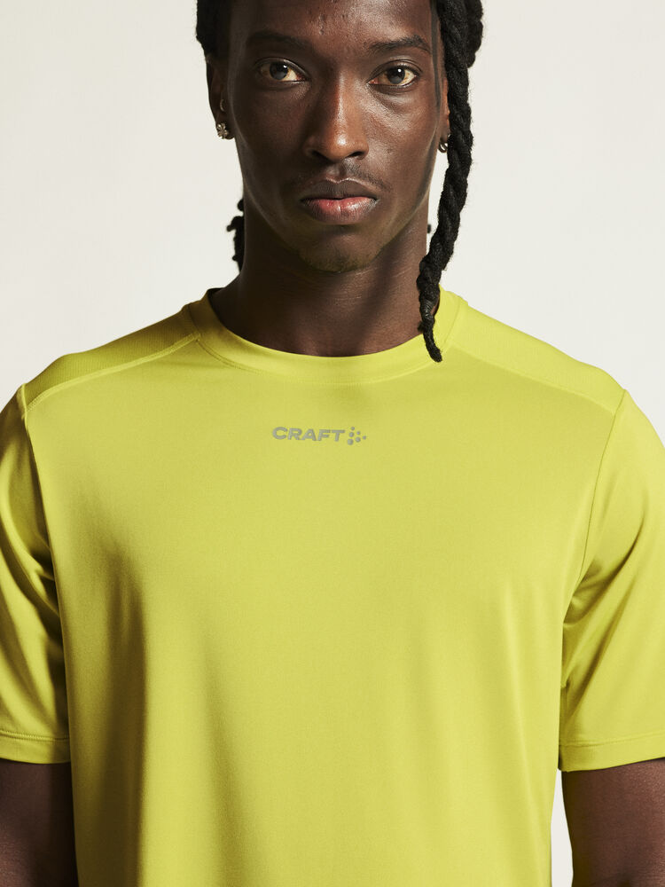 1914792-628000_ADV-Essence-SS-Tee-2-M_closeup5