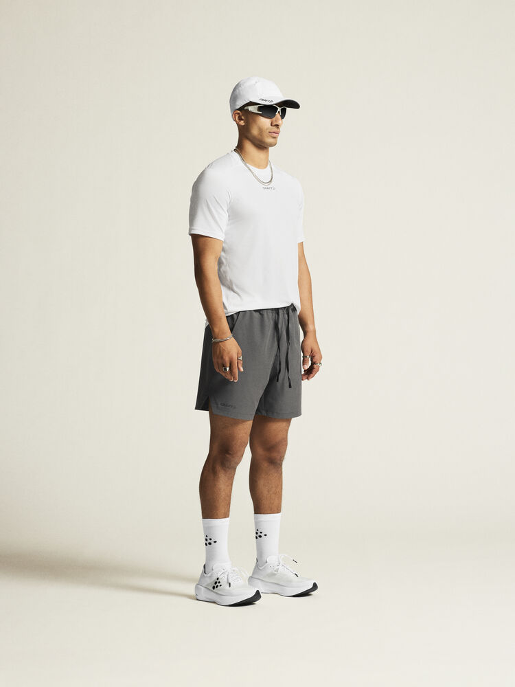 1914792-900000_ADV-Essence-SS-Tee-2-M_closeup2