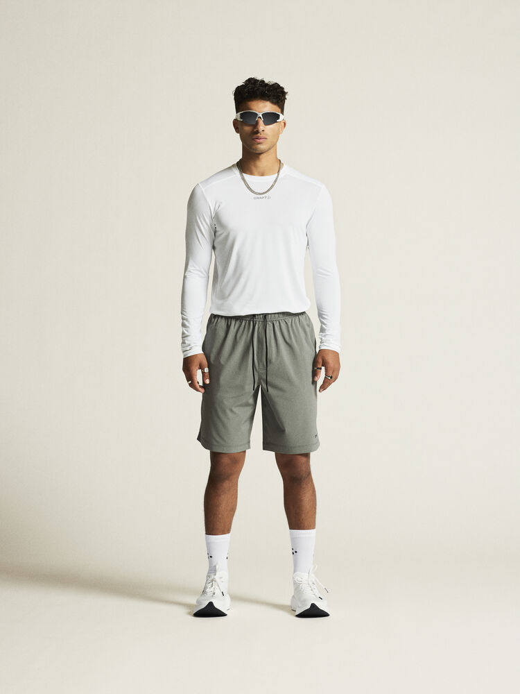 1914793-900000_ADV-Essence-LS-Tee-2-M_closeup1