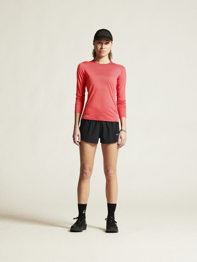 1914797-444000_ADV-Essence-LS-Tee-2-W_closeup1