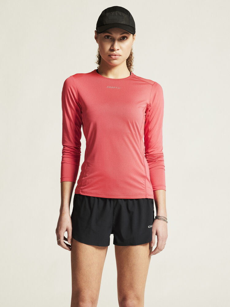 1914797-444000_ADV-Essence-LS-Tee-2-W_closeup4