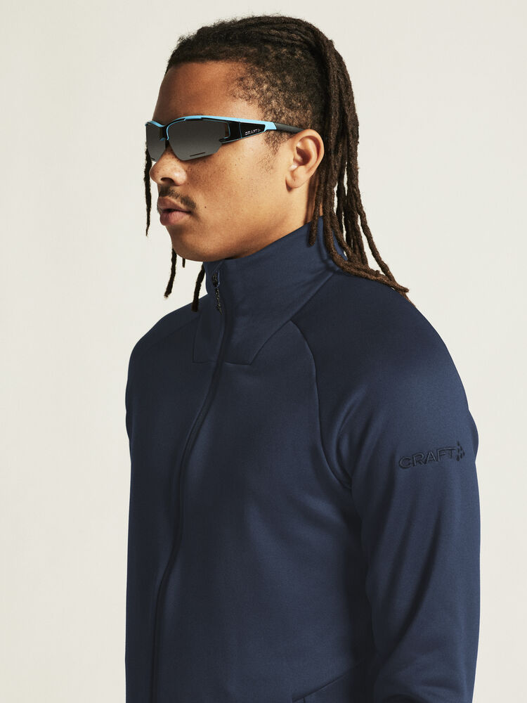 1915242-396000_ADV-Explore-Power-fleece-Jkt-M_closeup5