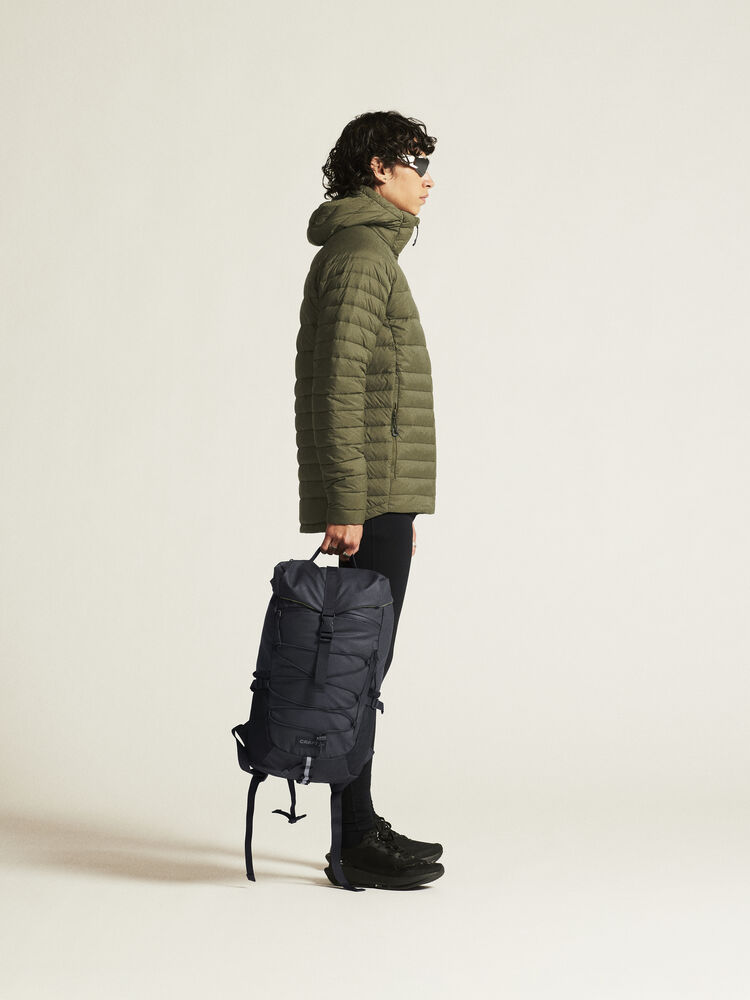 1915252-664000_ADV-Explore-Lt-Down-Jkt-M_closeup2