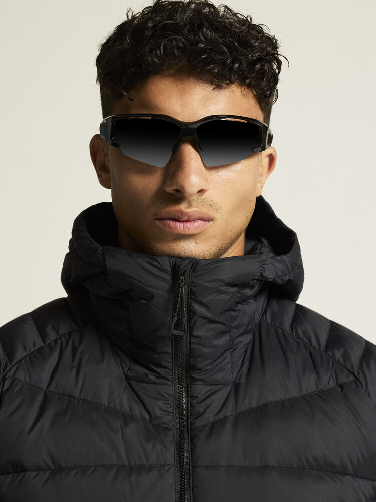 1915252-999000_ADV-Explore-Lt-Down-Jkt-M_closeup6