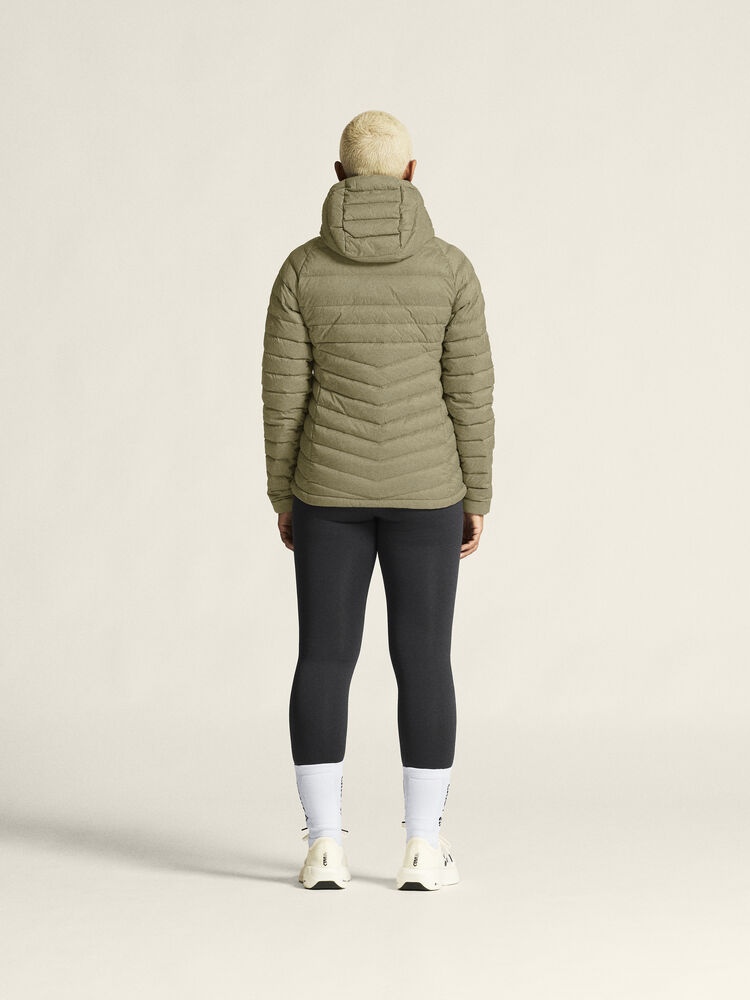 1915253-237000_ADV-Explore-Lt-Down-Jkt-W_closeup3