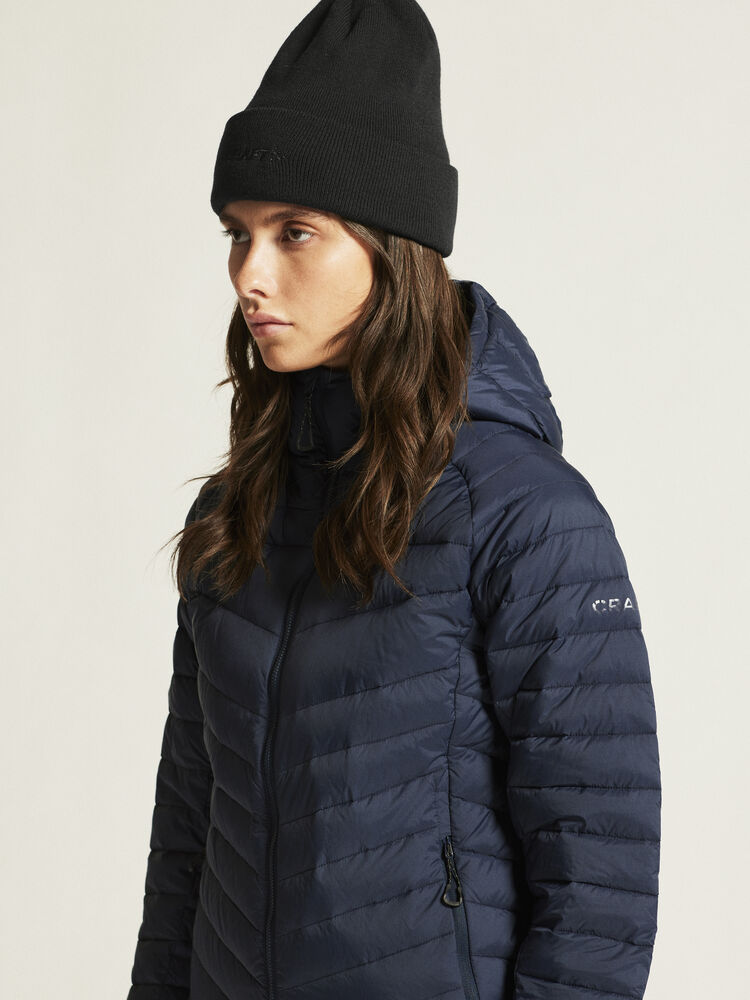 1915253-396000_ADV-Explore-Lt-Down-Jkt-W_closeup5