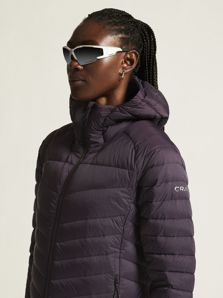 1915253-499000_ADV-Explore-Lt-Down-Jkt-W_closeup5