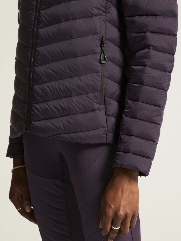 1915253-499000_ADV-Explore-Lt-Down-Jkt-W_closeup6