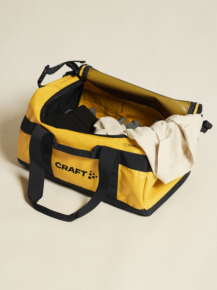 1915278-511000_ADV-Entity-Duffel-Bag-50L_closeup1