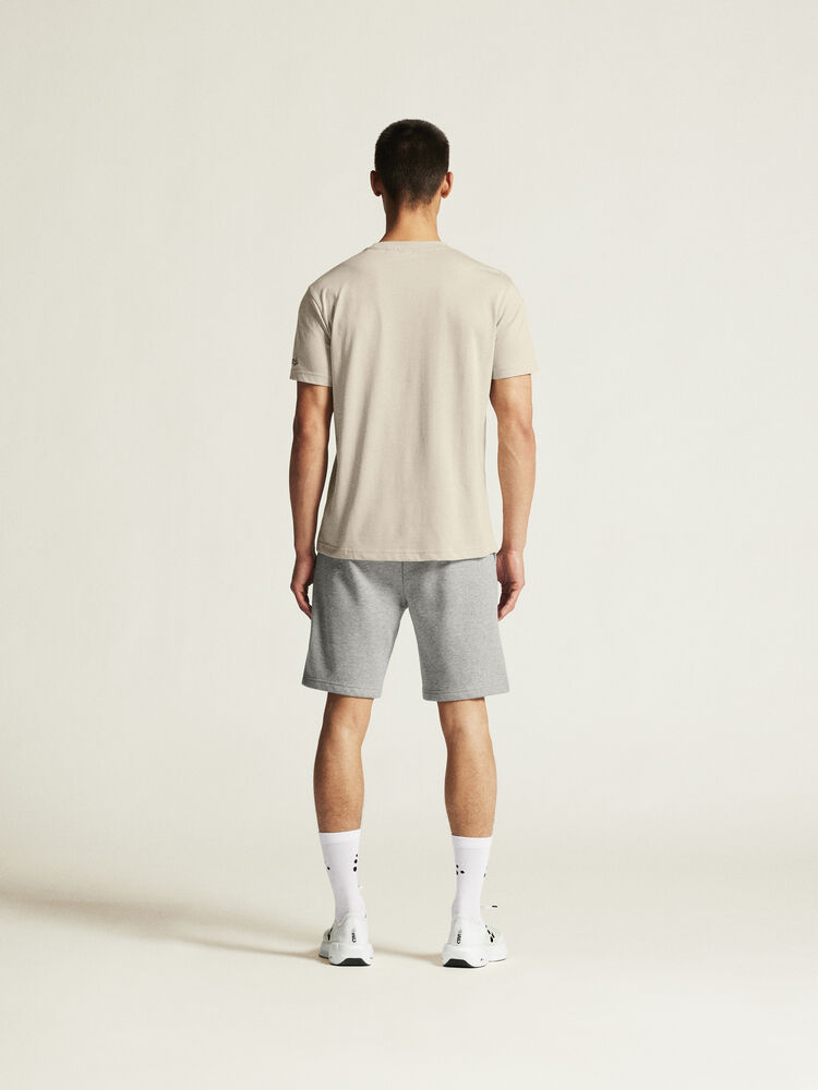 1915301-214000_Community-2-Tee-M_closeup3