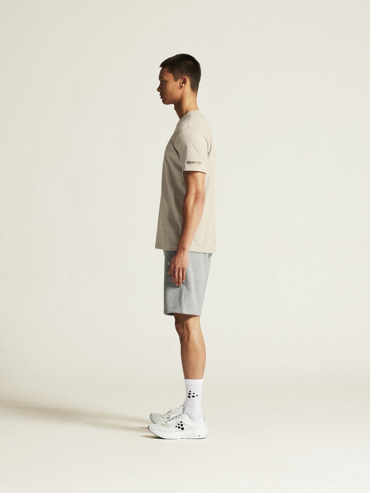 1915301-214000_Community-2-Tee-M_closeup4