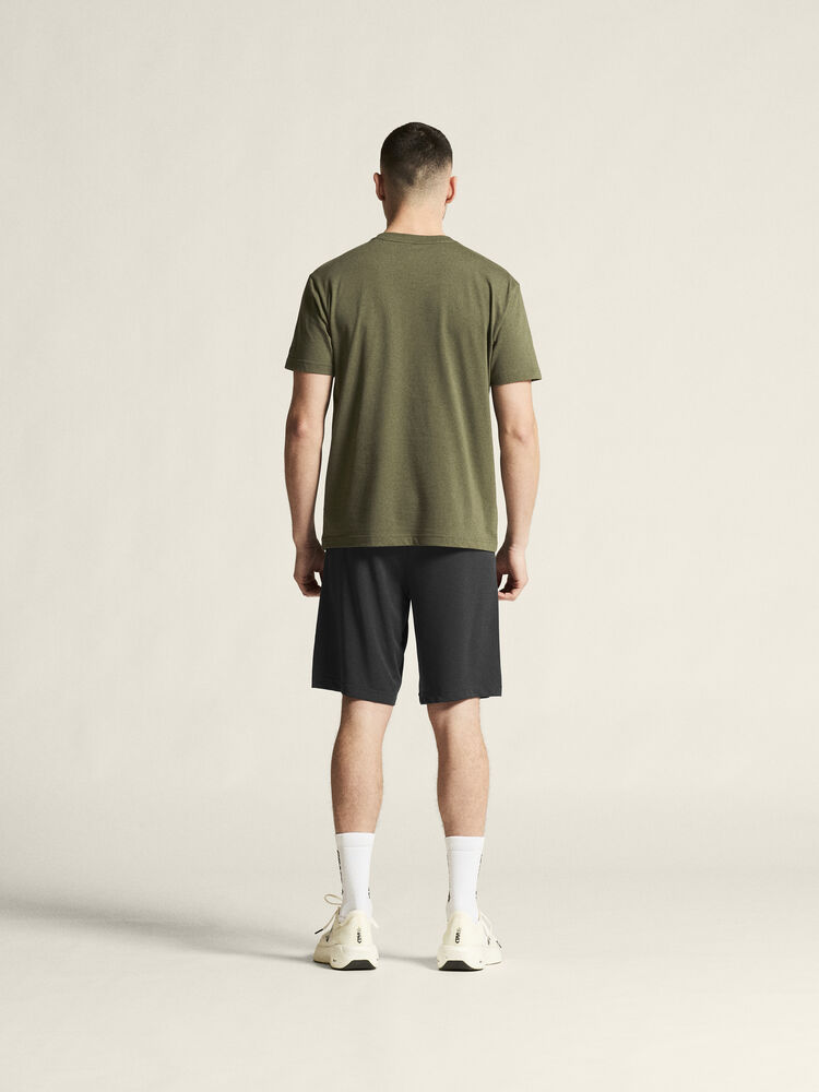 1915301-664000_Community-2-Tee-M_closeup3