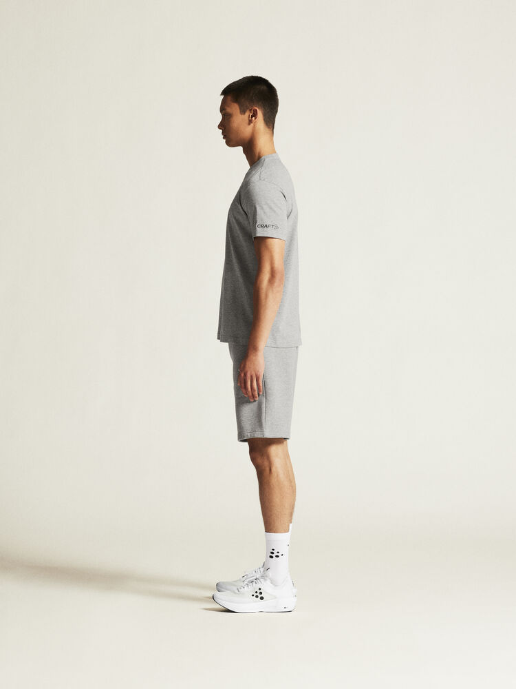 1915301-950000_Community-2-Tee-M_closeup4