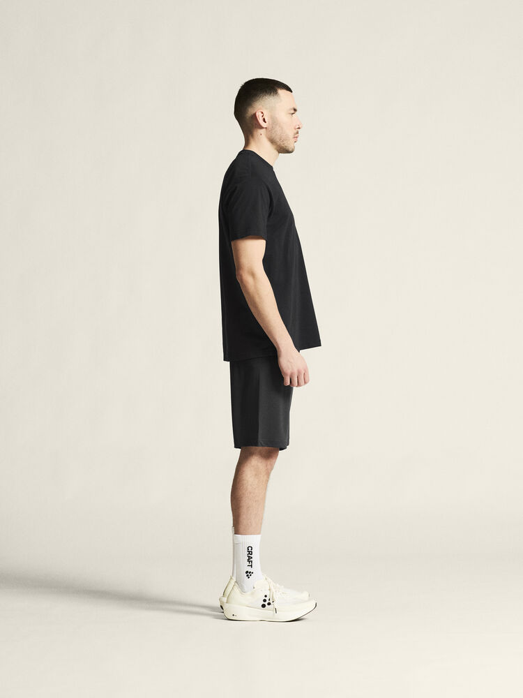 1915301-999000_Community-2-Tee-M_closeup2