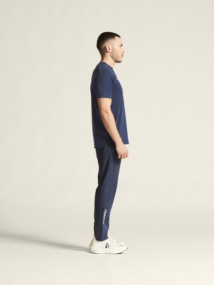 1915635-390000_Evolve-2-Structured-Jersey-M_closeup2