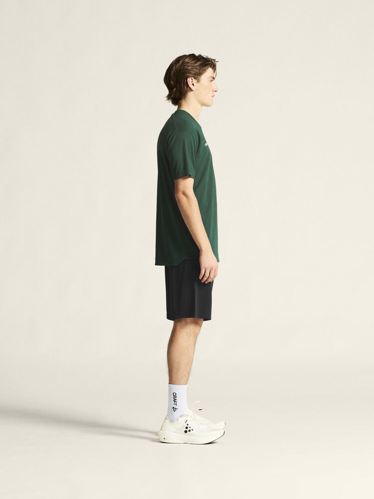 1915635-639000_Evolve-2-Structured-Jersey-M_closeup2