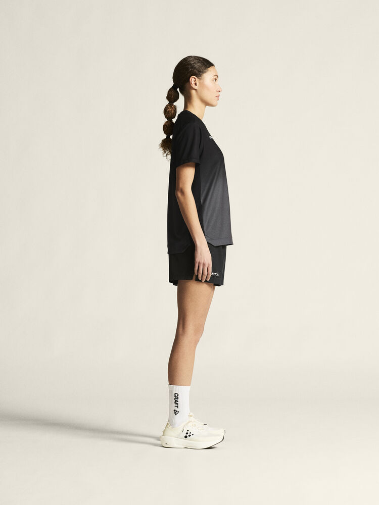 1915639-999985_Evolve-2-Structured-Graphic-Jersey-W_closeup2