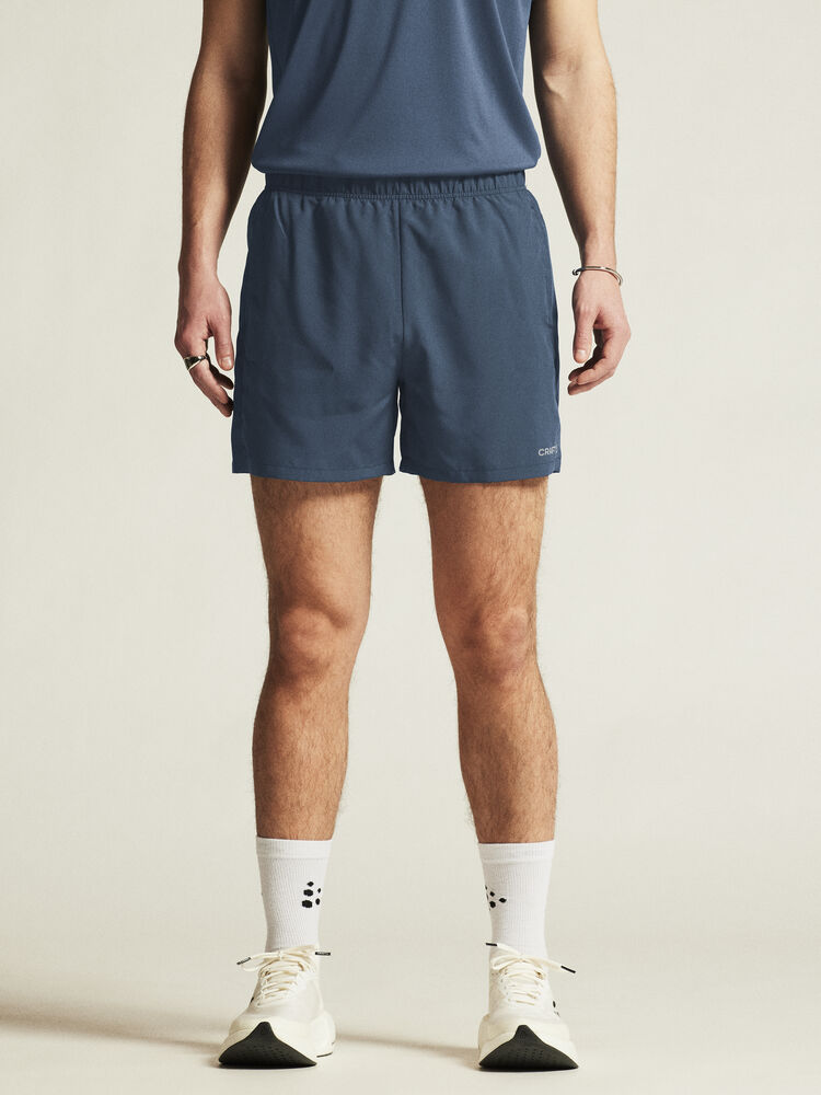 1915948-328000_CORE-Essence-Shorts-2-M_closeup4