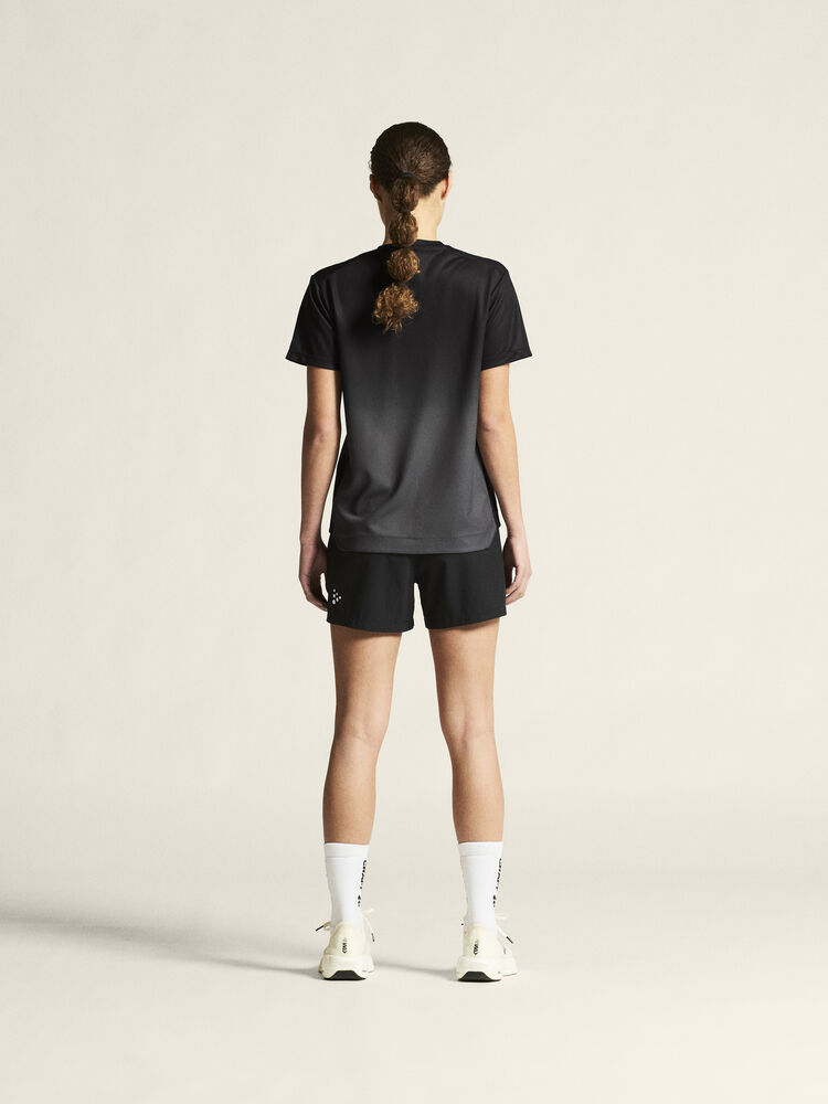 1916046-999000_Ability-Shorts-W_closeup3