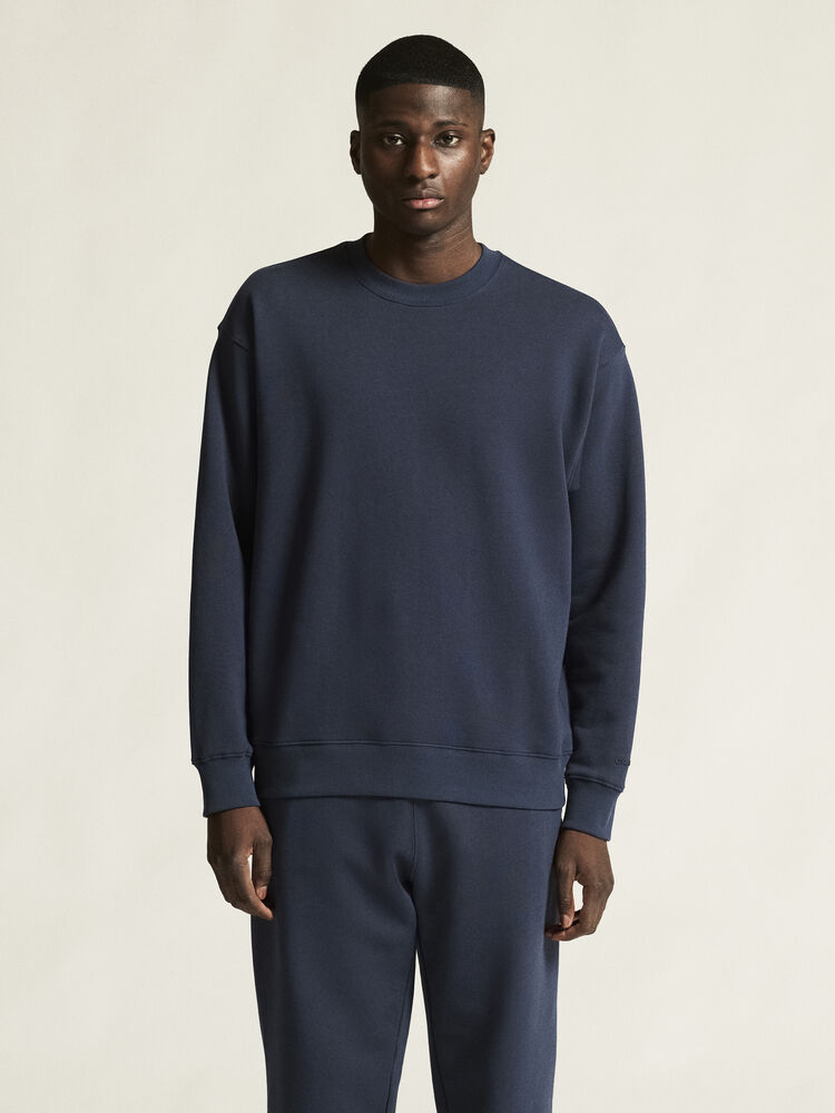 1916296-396000_Frequent-RN-sweatshirt-M_closeup4