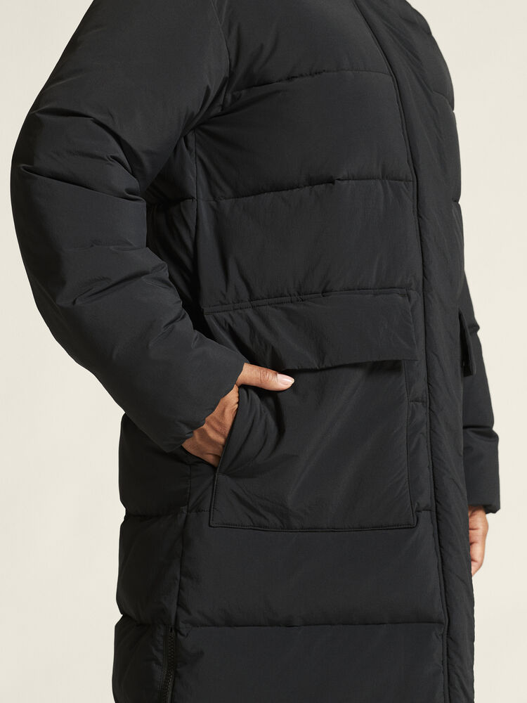 1916376-999000_Urban-Long-Padded-Coat-W_closeup5