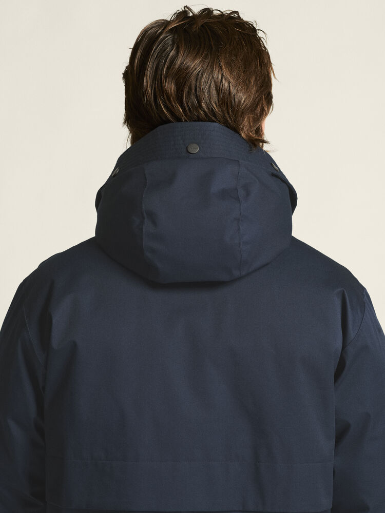 1916377-396000_Urban-Padded-Parka-M_closeup7