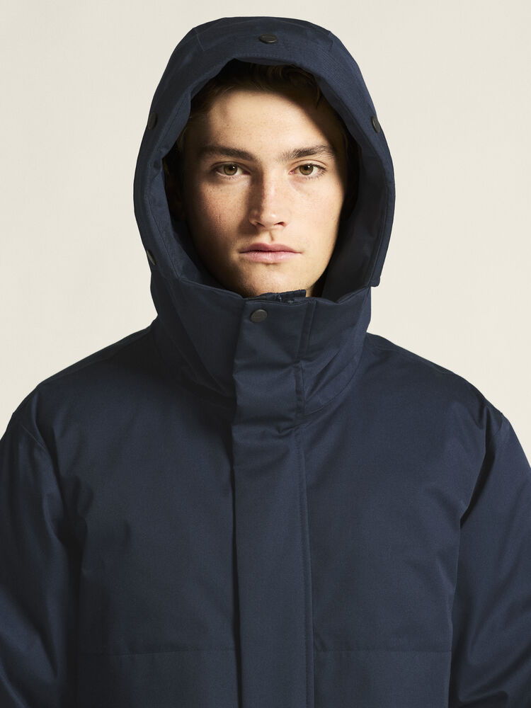 1916377-396000_Urban-Padded-Parka-M_closeup8