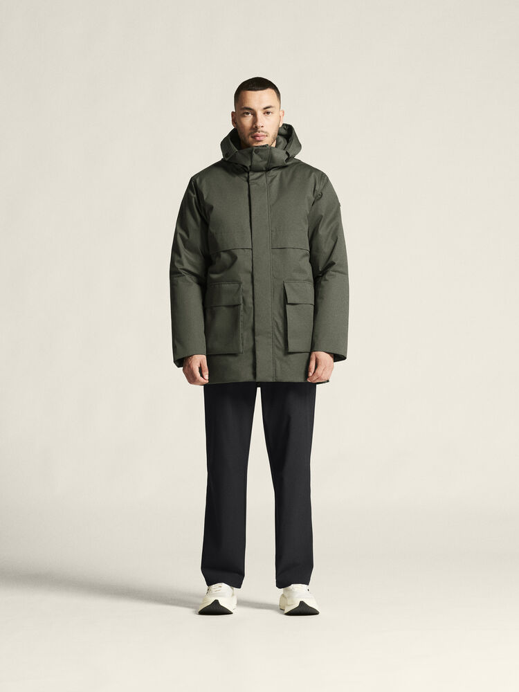 1916377-681000_Urban-Padded-Parka-M_closeup1