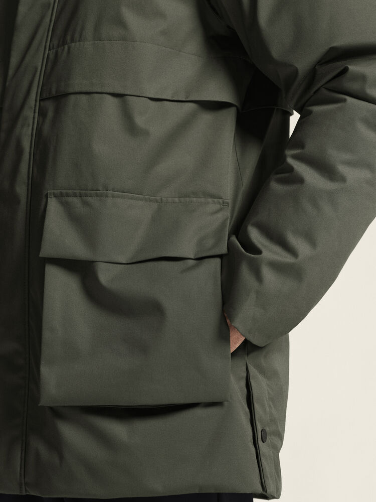 1916377-681000_Urban-Padded-Parka-M_closeup6