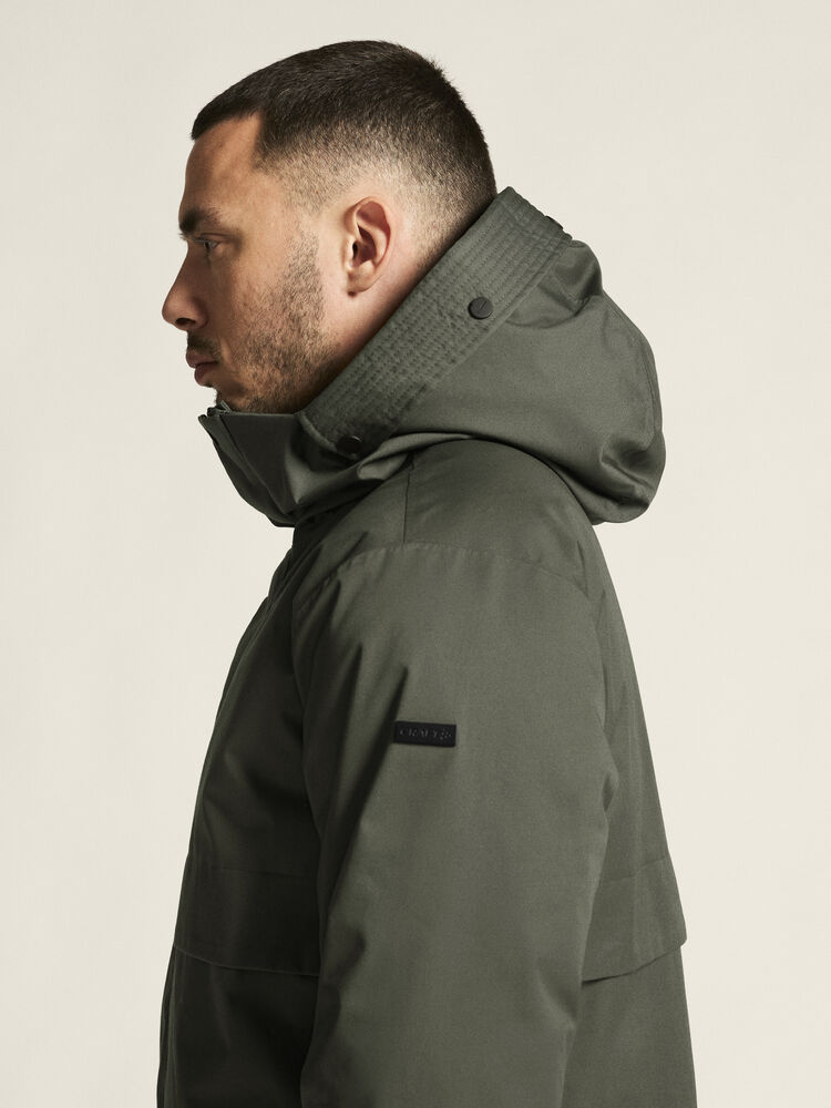 1916377-681000_Urban-Padded-Parka-M_closeup7