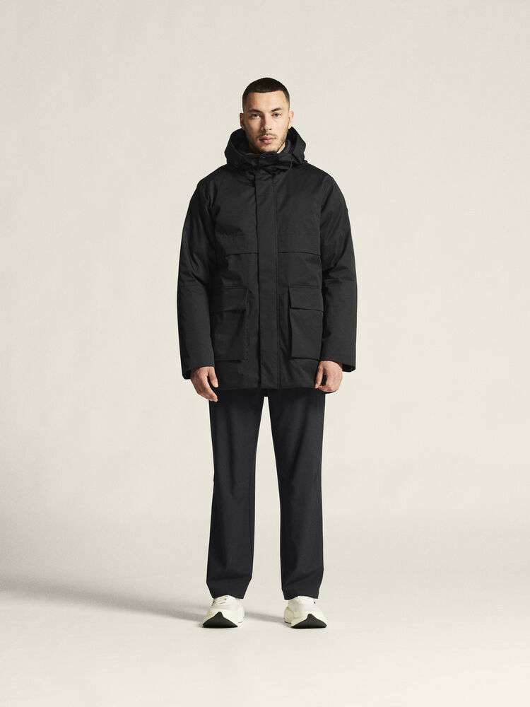 1916377-999000_Urban-Padded-Parka-M_closeup1