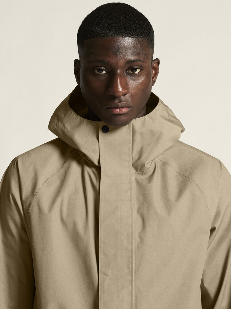 1916385-240000_Urban-Shell-Coat-Uni_closeup5