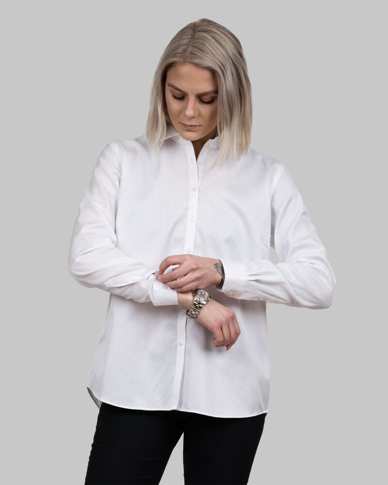 2900104-100_Gb01W-Relaxed-MODEL-FR002