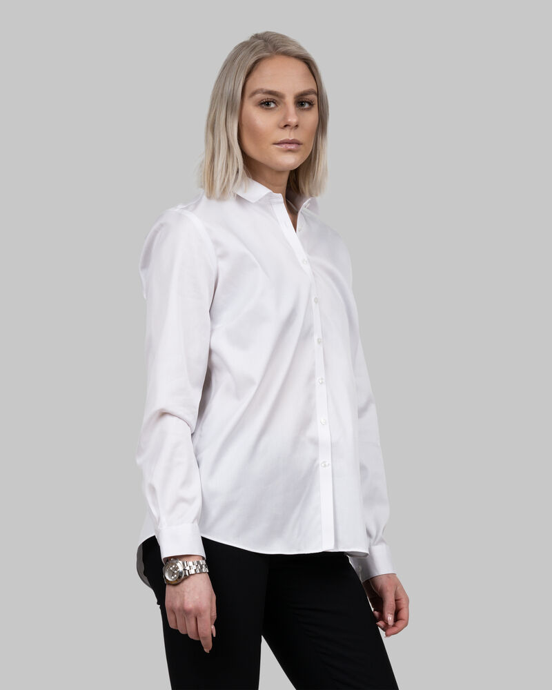 2900104-100_Gb01W-Relaxed-MODEL-S002