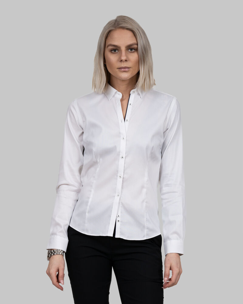 2905203-100_YB52MODELFR001