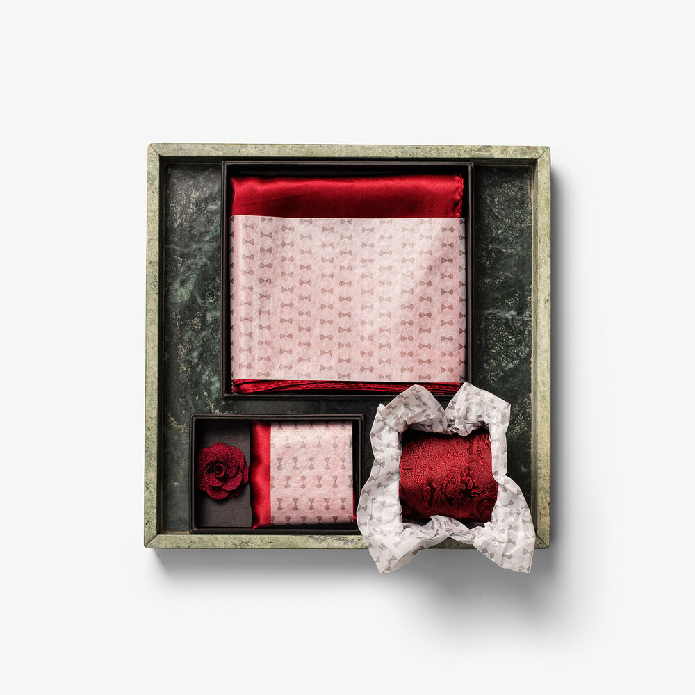2920600_2910400_2920500_Scarf_tie_handkerchief_brooch_box_wine_2000px