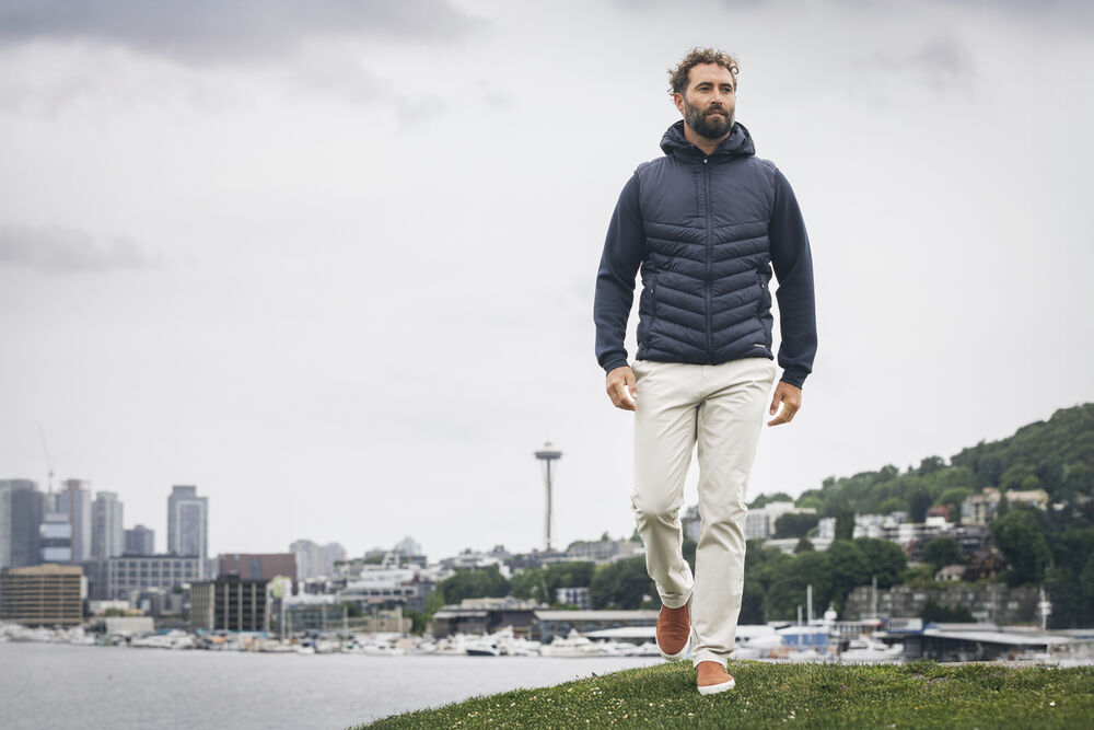 351482_356420_MountAdamsVestEdgemontChinos_aw25