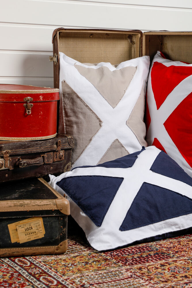 410998_IMss22_BjarredKuddfodral