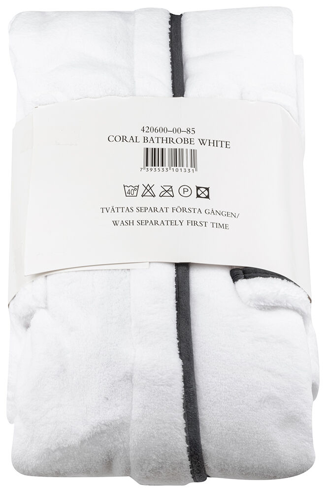 420600_LNVRobePackage_Closeup6