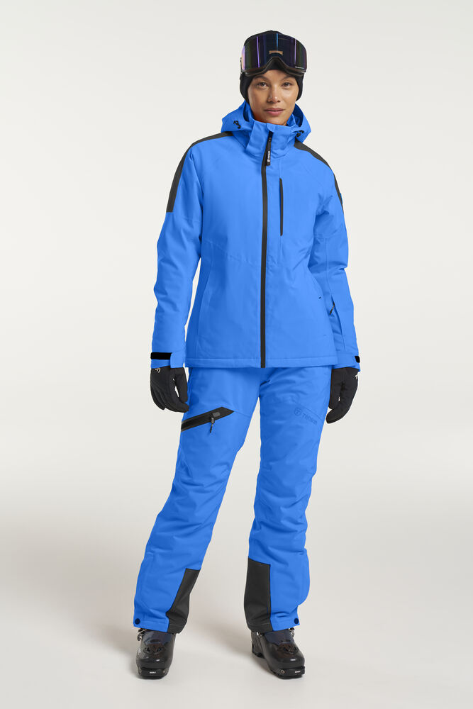 465017093-555_core_ski_jacket_w_fullbody_21