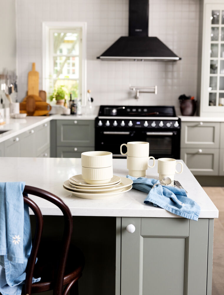 5018584_5018583_5018569_5018571_5018570_5018568_5018573