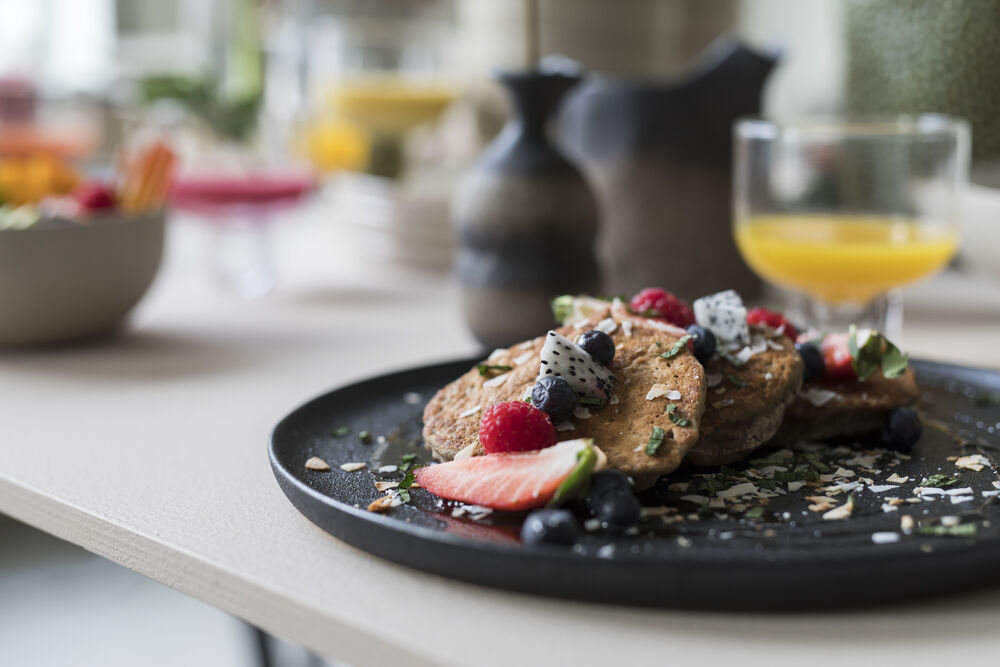 5275000201_5228617204