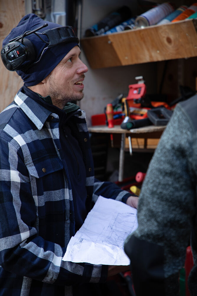 645212_645213_642128_649037_2